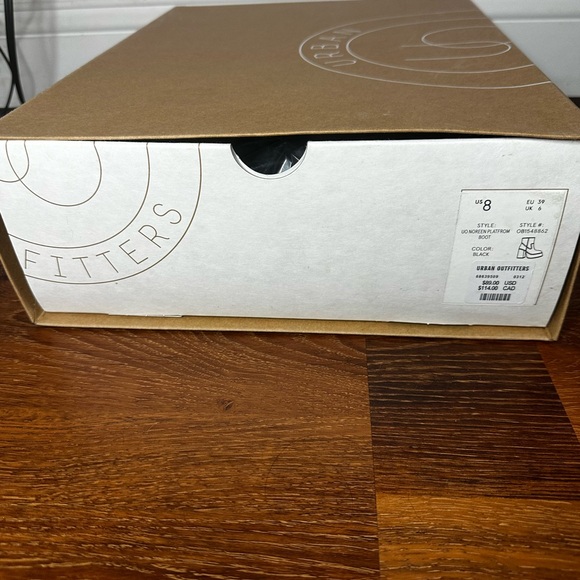 Urban Outfitters Platform Chunky black boot women’s sz 8 - Picture 5 of 5